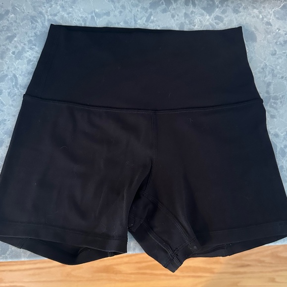 Lululemon Align High Rise Short 4” - Picture 5 of 6